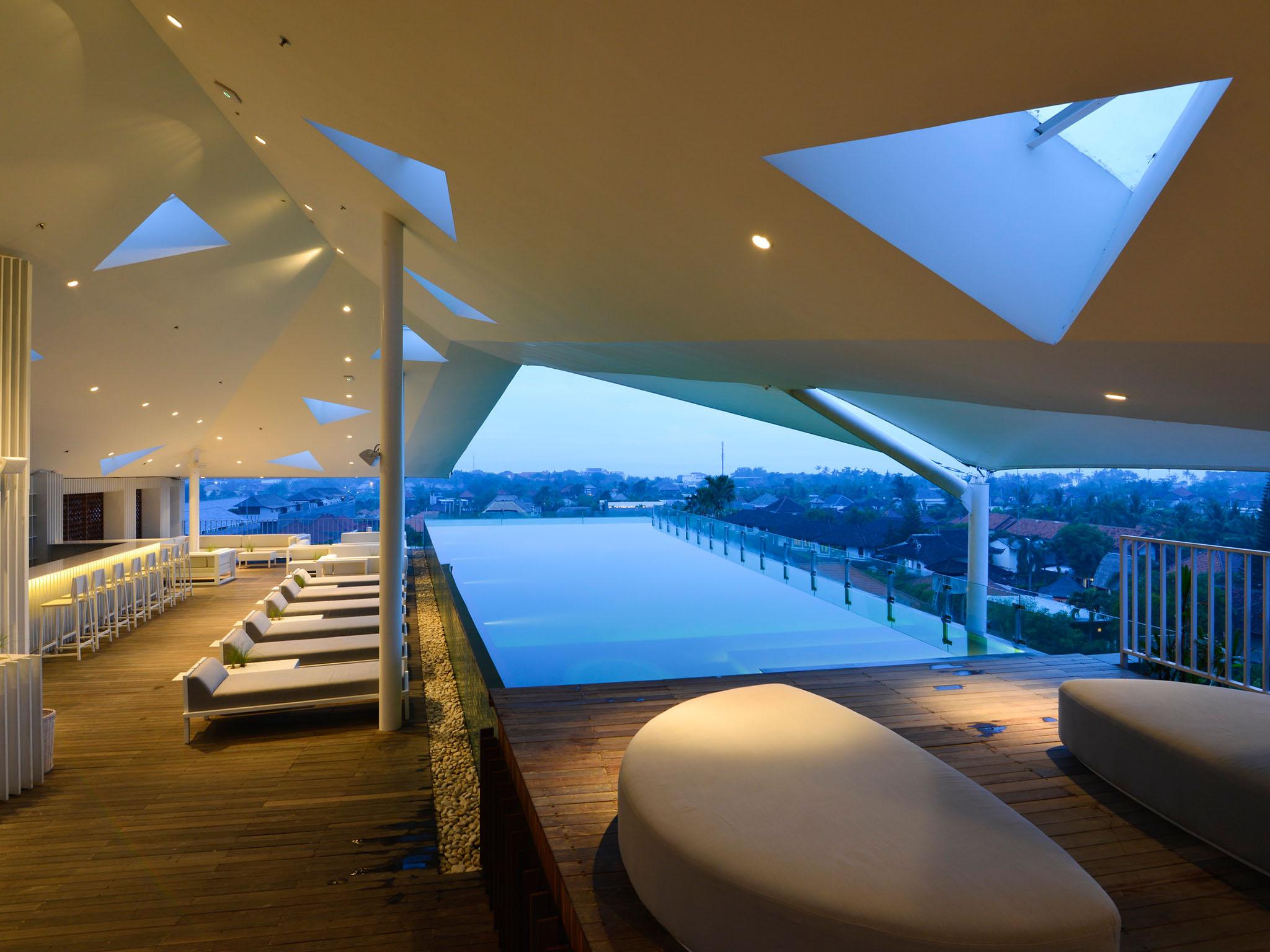 Ize Seminyak By Lifestyleretreats Hotel Exterior photo
